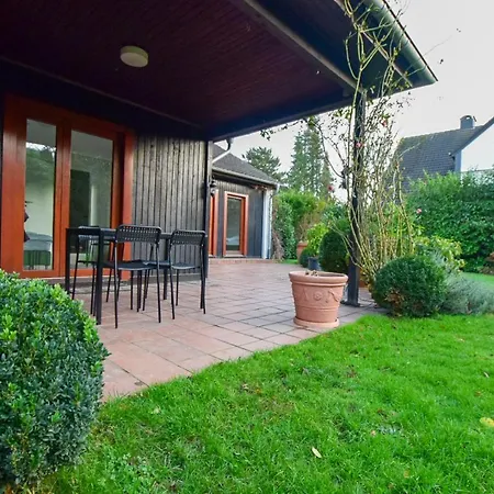 Tolstov House - 6 With Garden - 15 Min Messe Dus & Airport Dus Daire Meerbusch