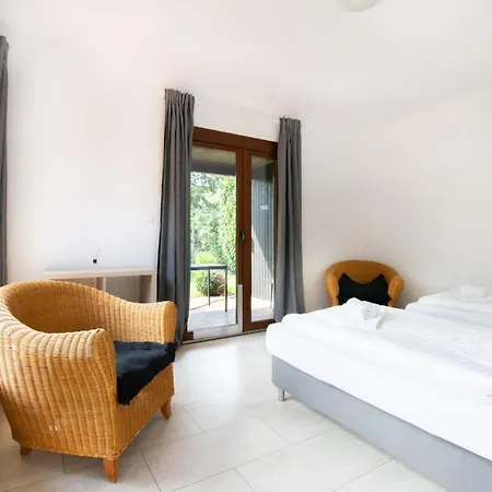 Tolstov House - 6 With Garden - 15 Min Messe Dus & Airport Dus Meerbusch