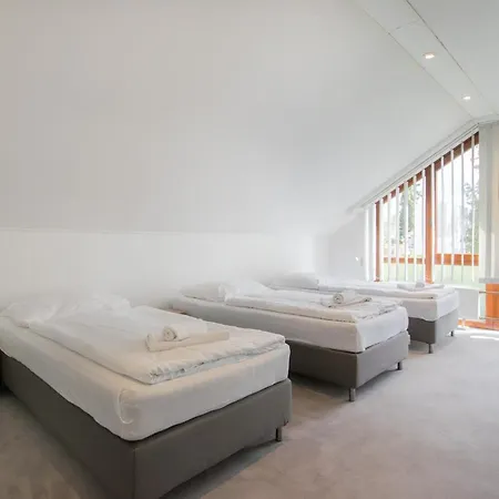 Apartment Raj Living - 6 With Garden - 15 Min Messe Dus & Airport Dus Meerbusch